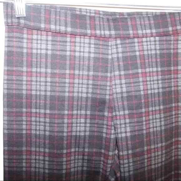 Plaid Vera Wang Leggings! - Picture 2 of 4